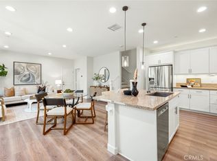 906 El Paseo, Lake Forest, CA 92610