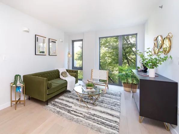 136-80 41 Avenue #3C, Flushing, NY 11355