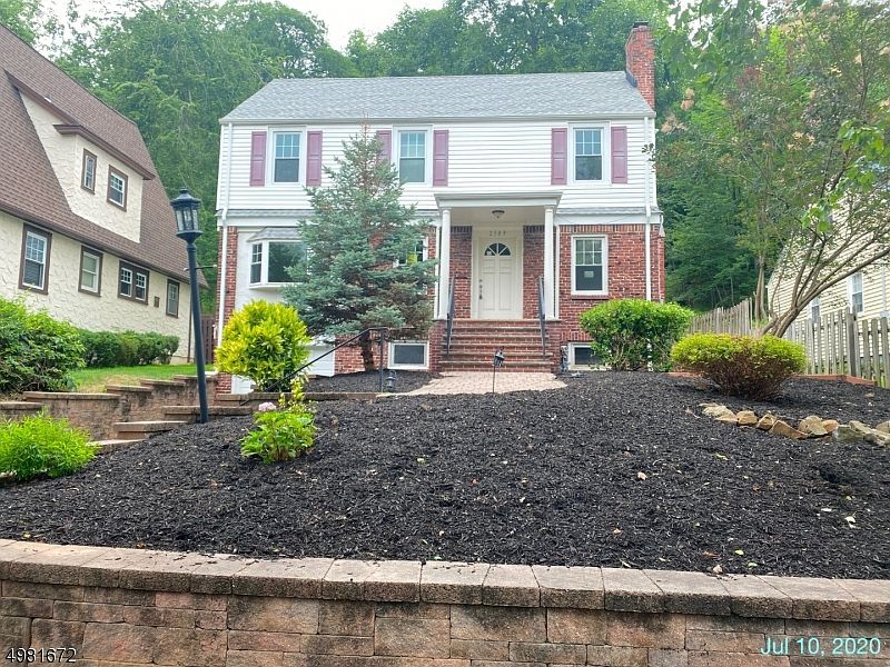 2389 Lake Park Ter, Scotch Plains, NJ 07076 Zillow