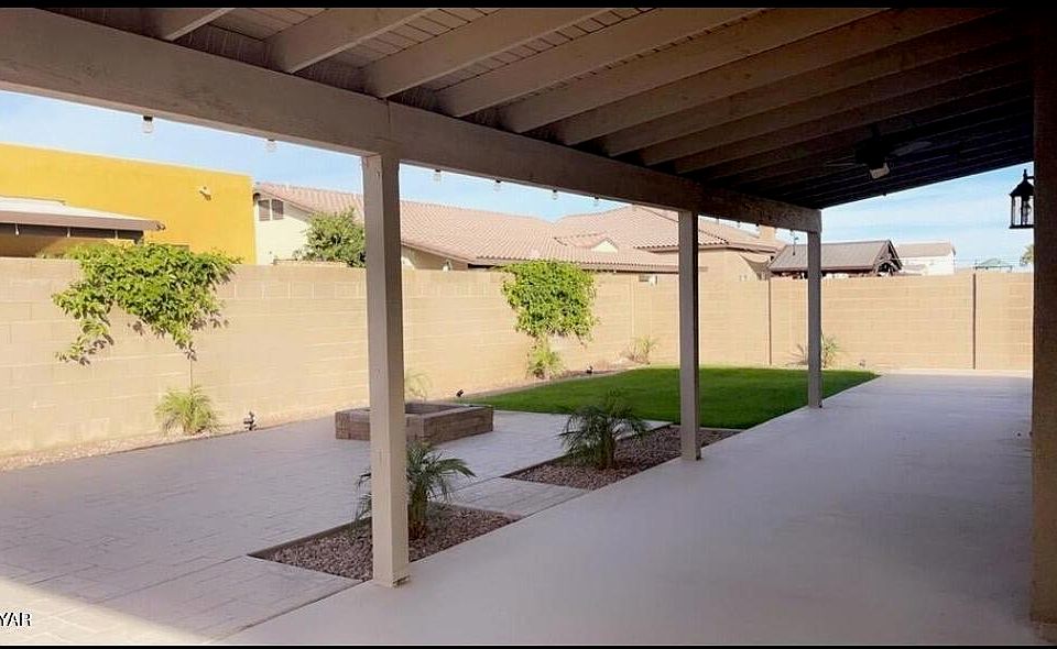 2nd image of 3734 W 36th Pl