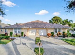 233 W Coral Trace Cir, Delray Beach, FL 33445