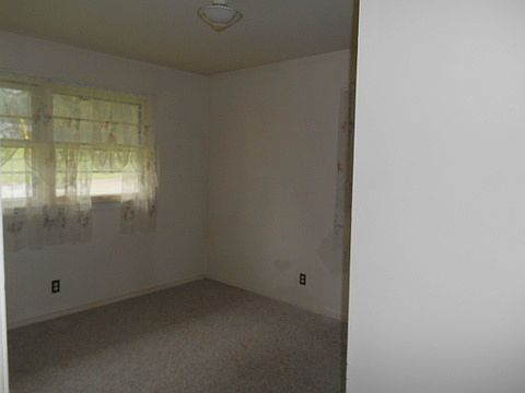 3rd image of 244 Florence Ave