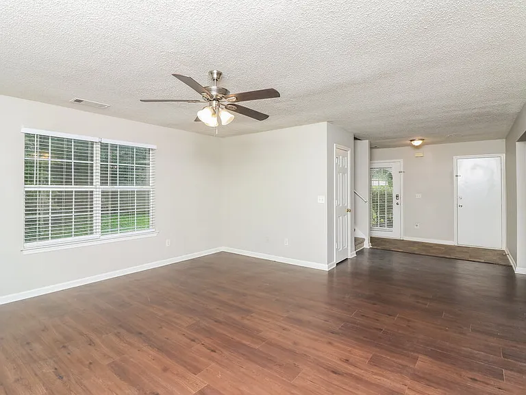 4125 Clarks Trl — Photo 9