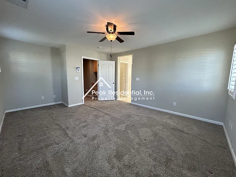 9196 Cortina Cir — Photo 20