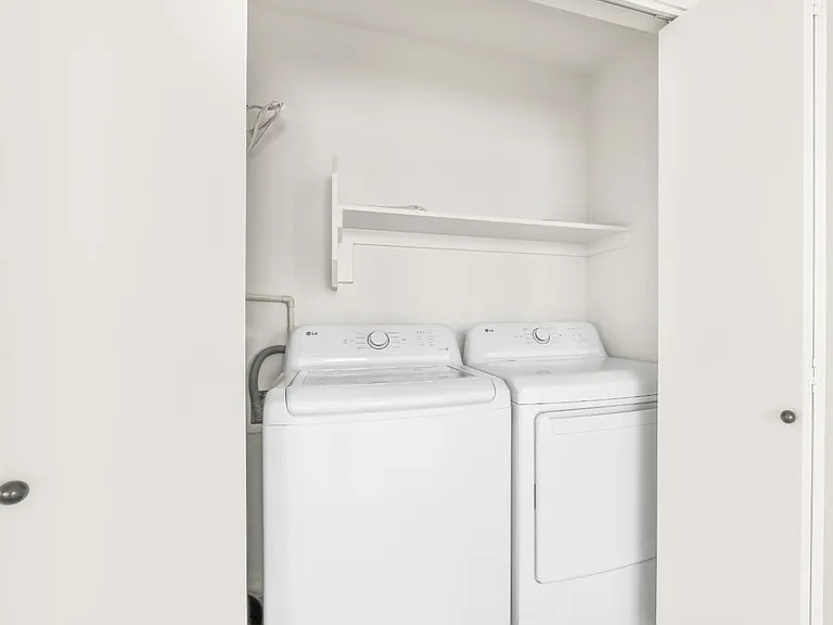 Unit Photo