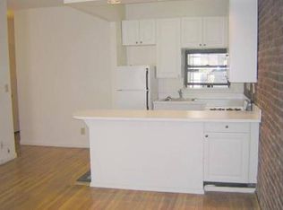 4 Charles St, New York, NY 10014