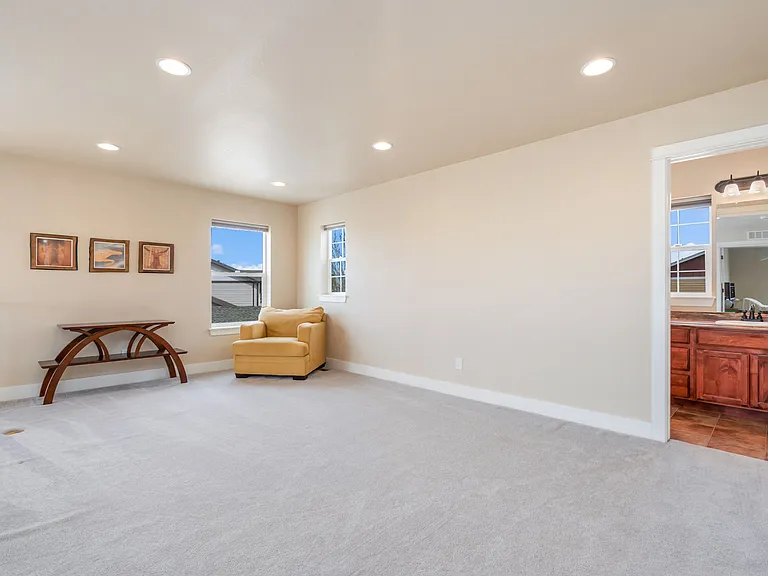 3311 Oberon Dr — Photo 14