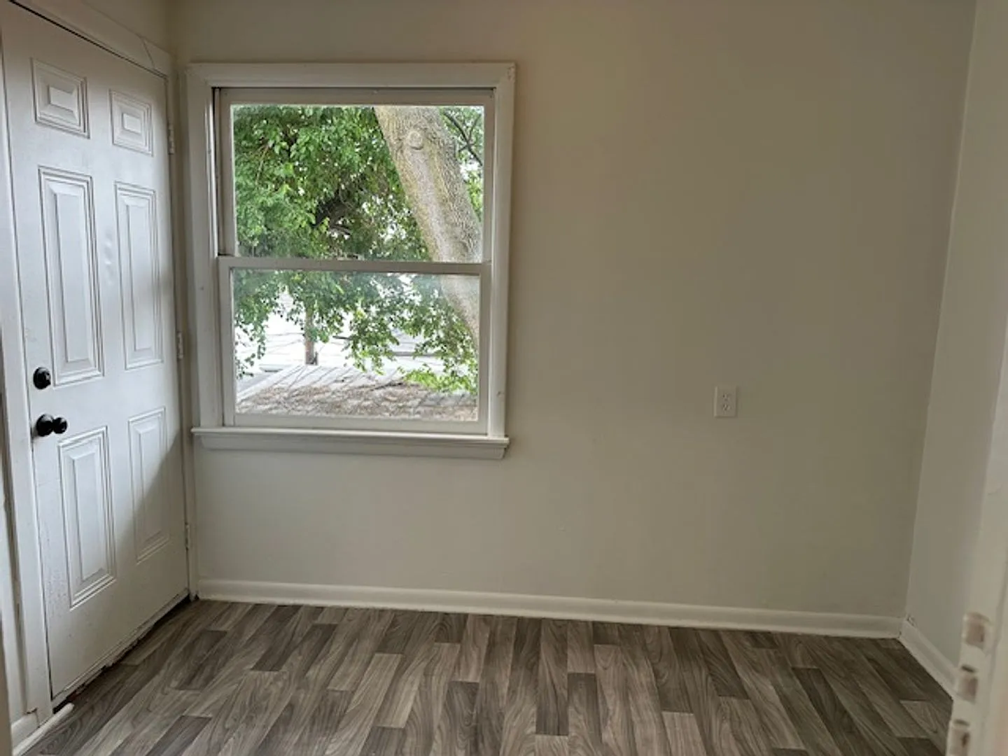 Discover this 1-bedroom, 1-bath apartment in York, PA — Photo 2