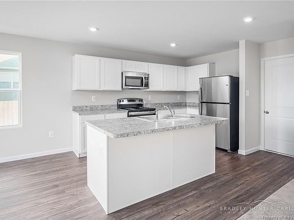 4th image of 109 Pettigrew Ct