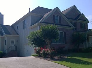 3030 Greens Creek Ln, Alpharetta, GA 30009