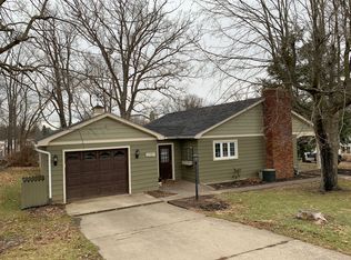 1101 N 13th St, Cambridge, OH 43725