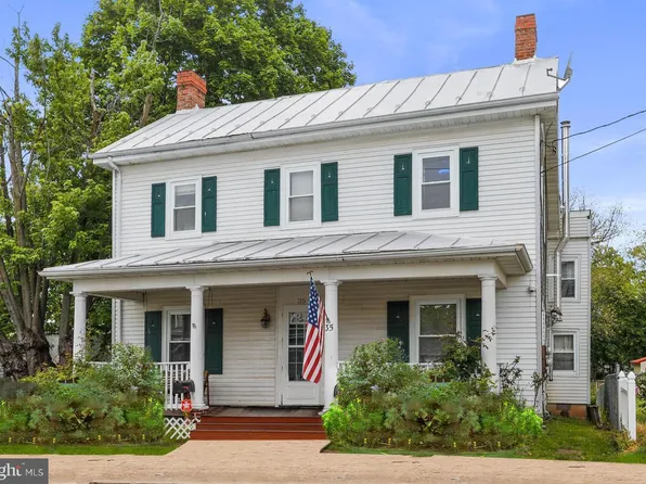 35 George St, Taneytown, MD 21787