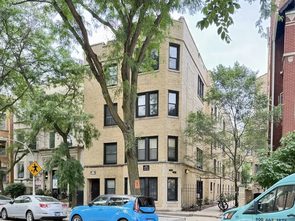 648.5 W Roscoe St, Chicago, IL