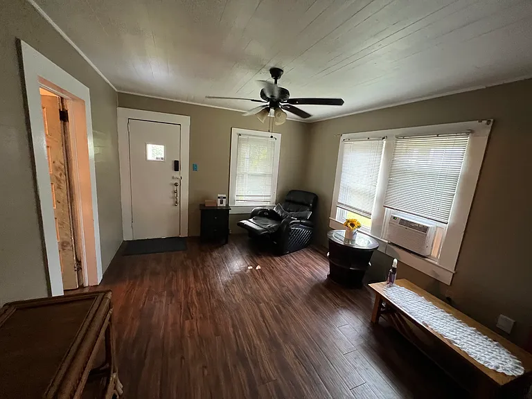 Gibbs Dr — Photo 14