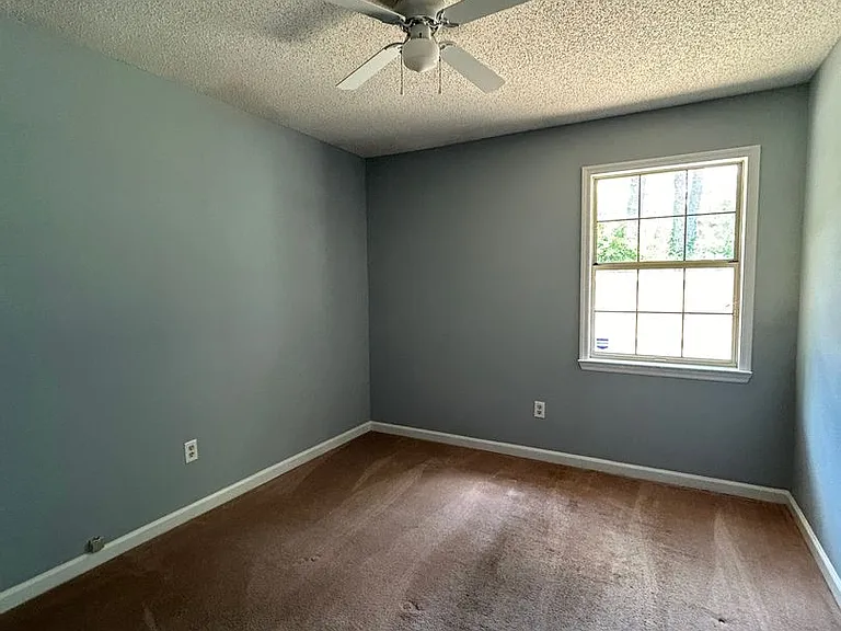 1012 Farr Ct — Photo 22