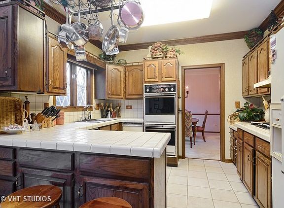 5th image of 2564 E Haverhill Ct