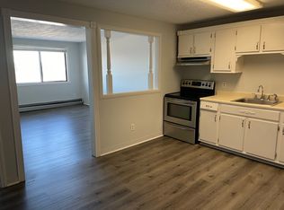 535 Calef Rd APT 25, Manchester, NH 03103