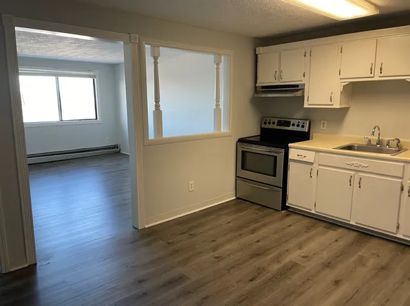 535 Calef Rd, Manchester, NH