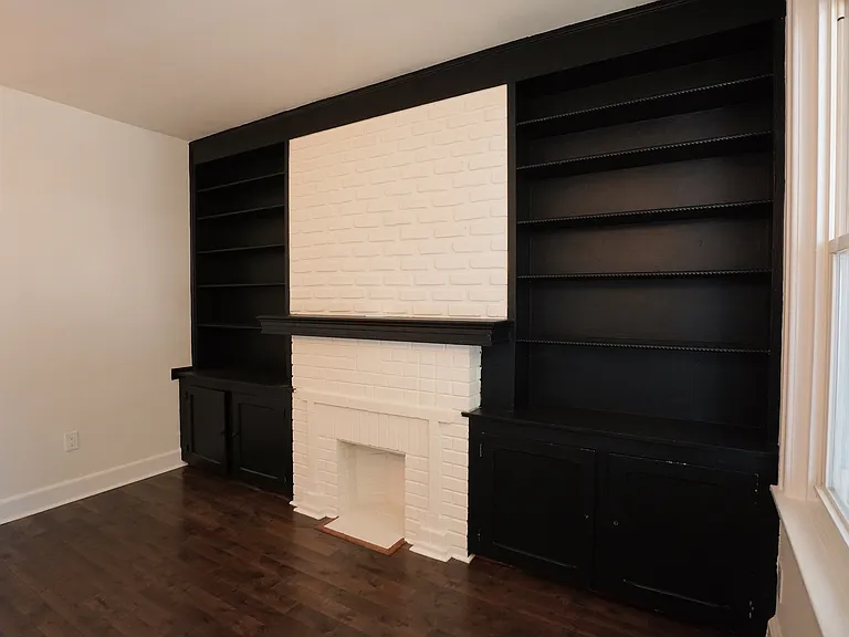 5117 N Fairhill St #1 — Photo 2
