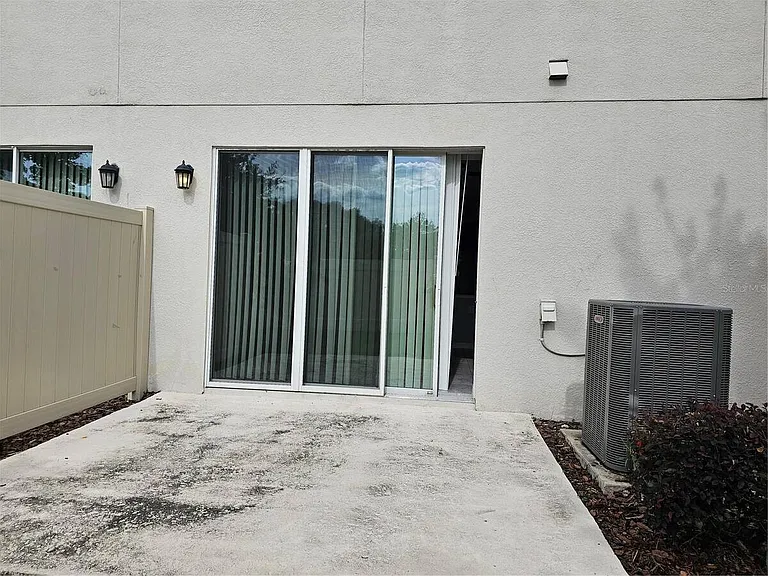 10548 Salt Grove St — Photo 18