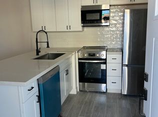 2082 E Apache Blvd #8, Tempe, AZ 85281