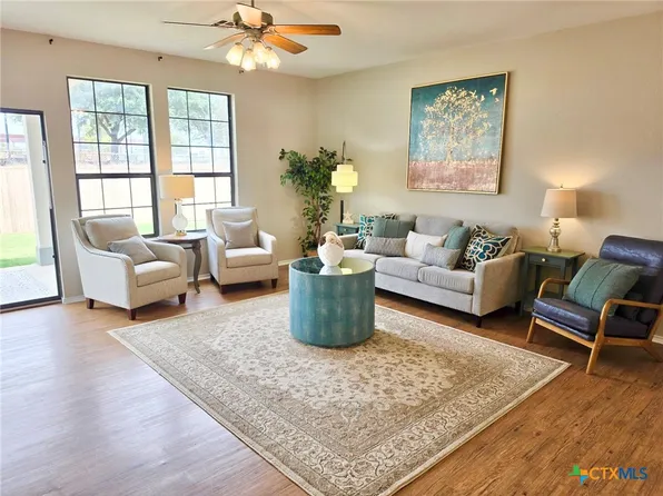 1660 Bayland St, Round Rock, TX 78664