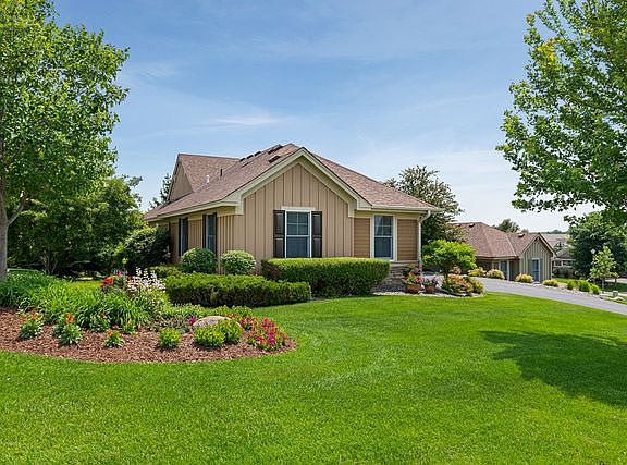 3rd image of 1273 Palisade Cir
