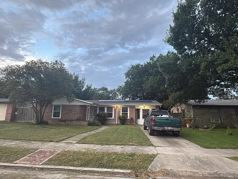 162 Milford Dr — Photo 17