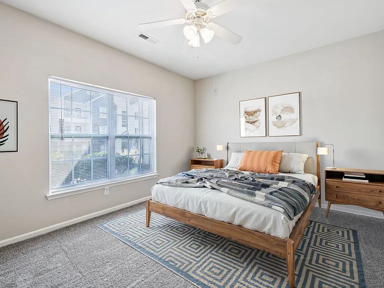 Summit - 3 Bed / 2 Bath - 1,330 Sq.Ft.