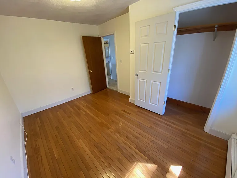 78 Newton St — Photo 10