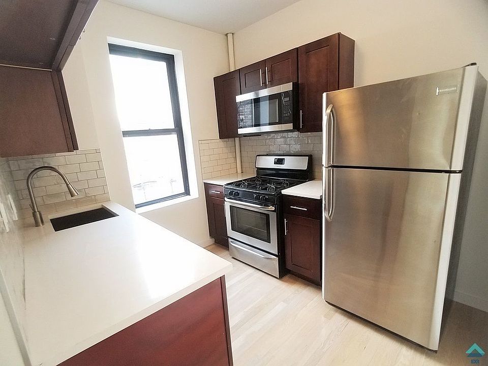 1st image of 246 Bainbridge St APT 6