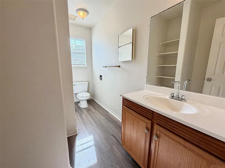 11102 Maize Ln #A — Photo 8