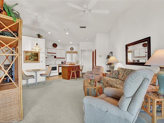 4th image of 4989 Casablanca Cir #J-22