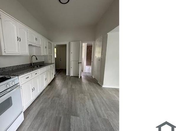 2116 Columbus Ave APT B