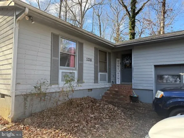128 Jefferson Ave, Locust Grove, VA 22508