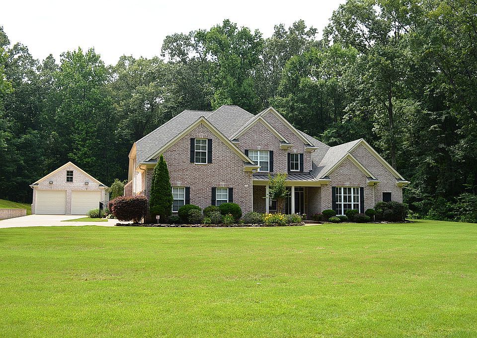 1st image of 1181 White Oak Dr