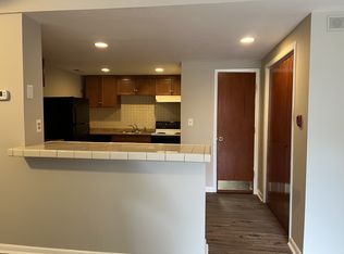 5300 East Dr, Halethorpe, MD 21227