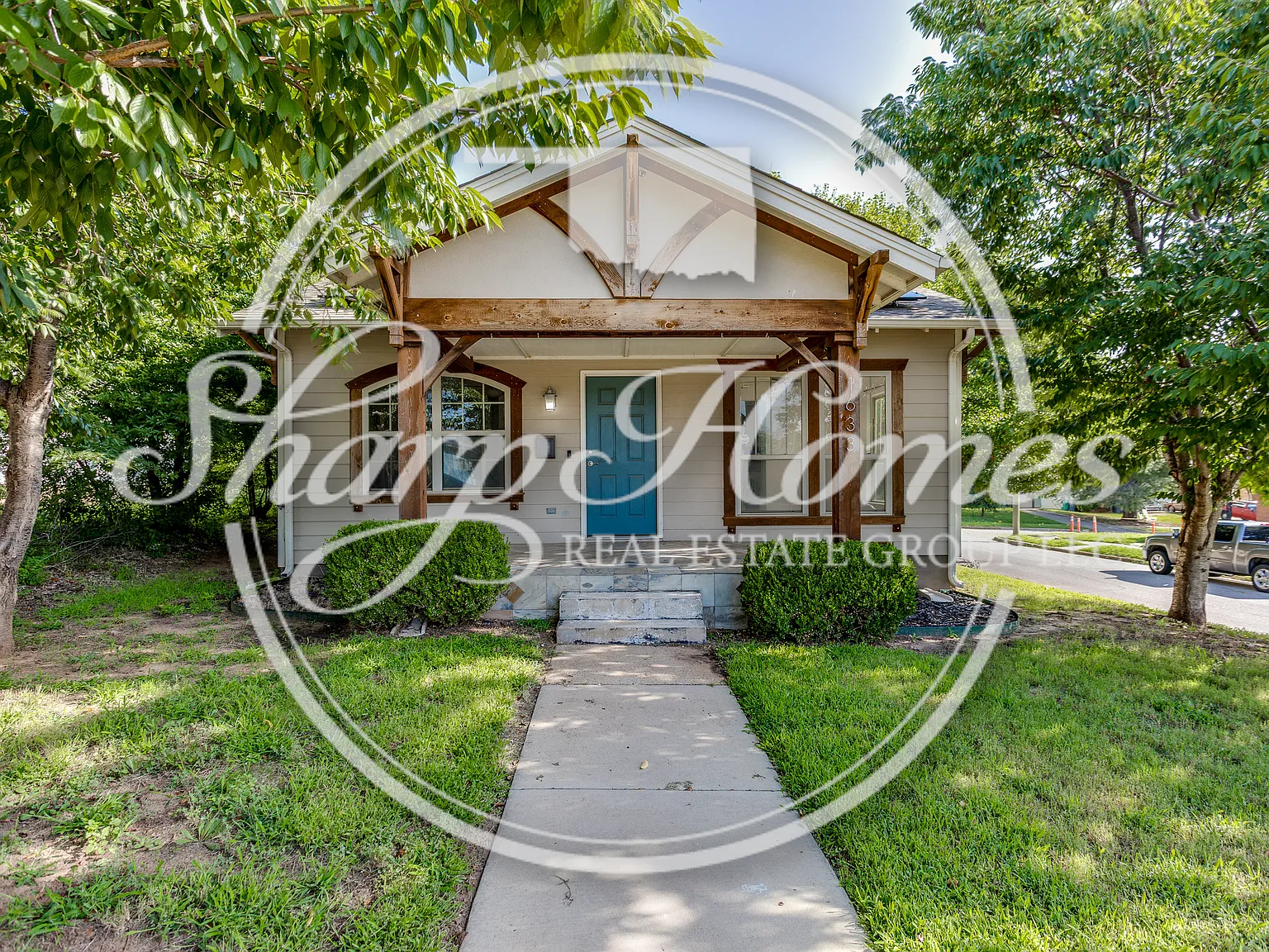 3 bed, 1284 sqft, $1,850 — Photo 1