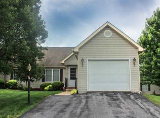 61 Ashleigh Dr, Waynesboro, VA 22980