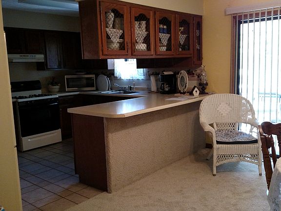 5th image of 103 Oakbrook Ln