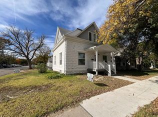 326 S Oakdale Ave, Salina, KS 67401