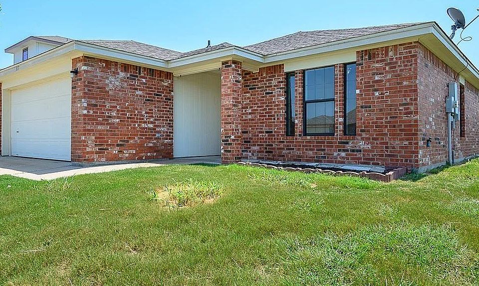 1st image of 1117 Travis Cir