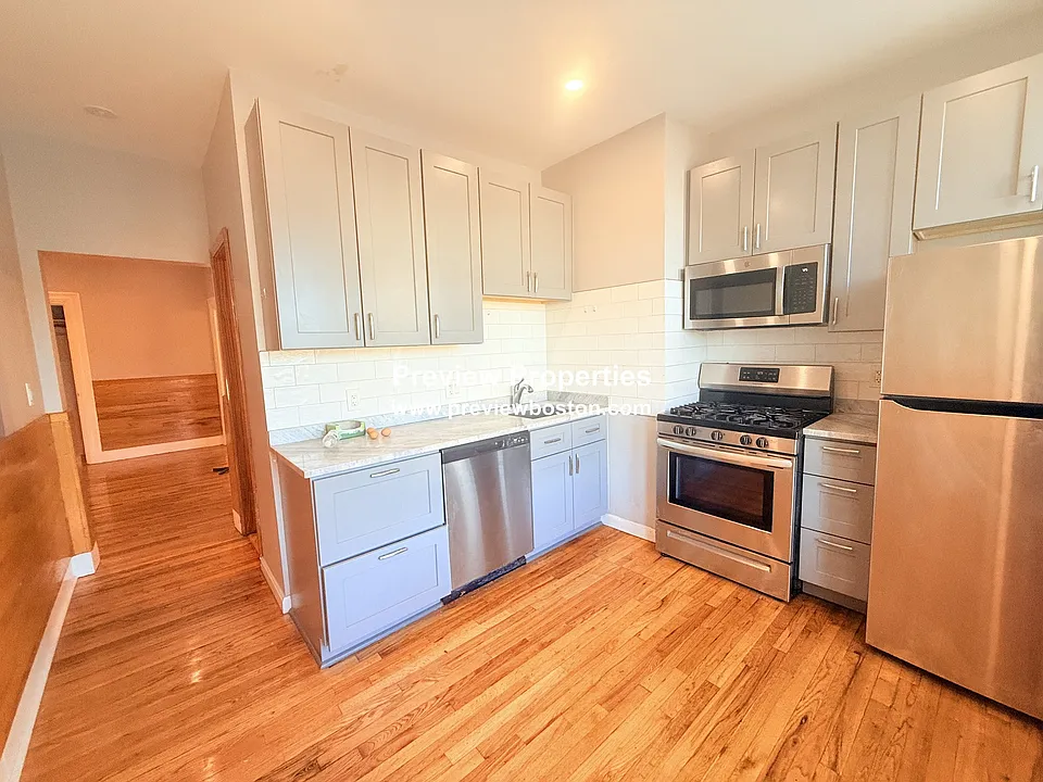 117 Elm St #2