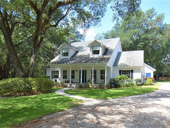 2nd image of 14009 Paradise Ln