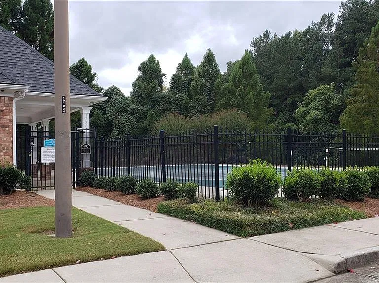 795 Arbor Gate Ln — Photo 4