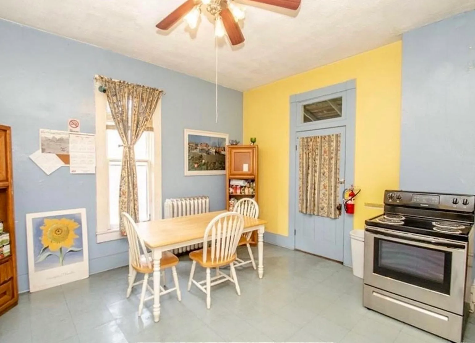 325 N Barron St (HHELLC) — Photo 1