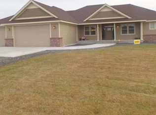 71 Young Rd NE, Moses Lake, WA 98837