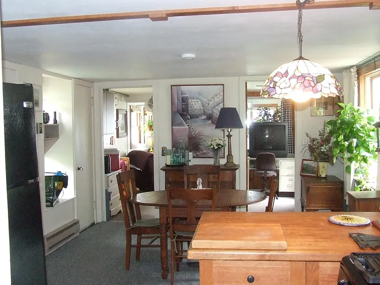 9506 Main St — Photo 5