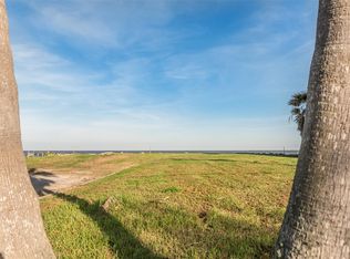 1422 Todville Rd, Seabrook, TX 77586