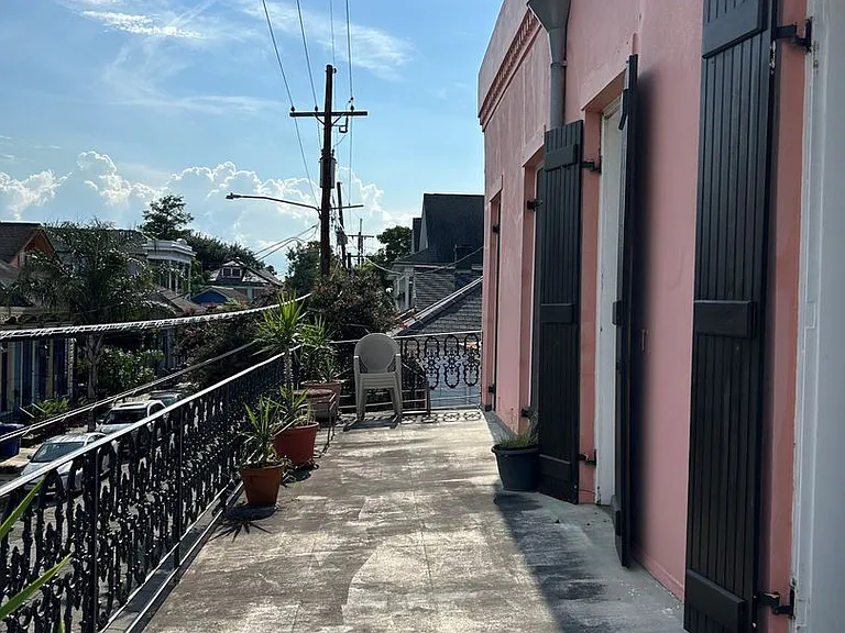 802 Spain St #3 — Photo 40
